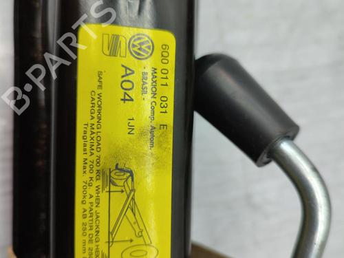 Used Jack Kit Jack Kit VW FOX Hatchback (5Z1, 5Z3, 5Z4) 1.2 (55 hp) 23722047 23722047