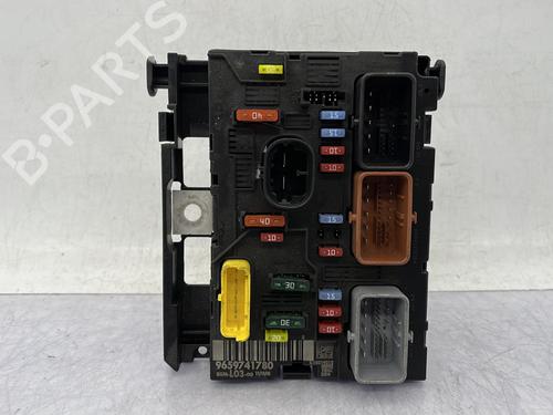 Used Fuse box CITROËN C2 (JM_) 1.4 HDi (68 hp) 30850283