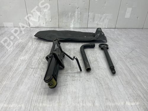 Used Jack Kit Jack Kit 38549368 38549368