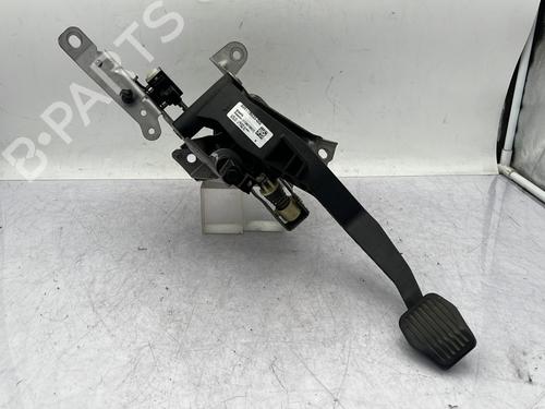 Używane Pedał sprzęgła FORD C-MAX II (DXA/CB7, DXA/CEU) 1.0 EcoBoost (125 hp) 30046328