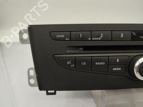 Radio RENAULT LATITUDE (L70_) 2.0 dCi 150 (L70H) | BP23710453E6 