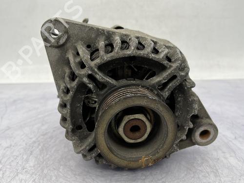 Used Alternator TOYOTA YARIS (_P1_) 1.0 (SCP10_, SCP10R) (68 hp) 26001560