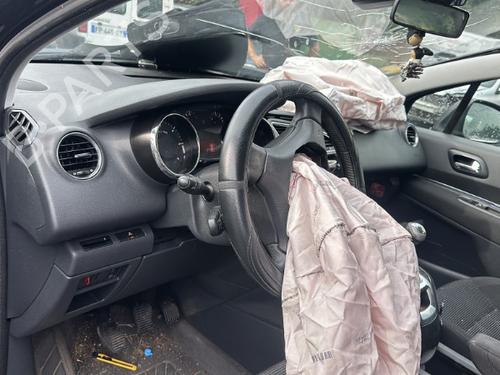 Middle console PEUGEOT 5008 (0U_, 0E_) 2.0 HDi 150 / BlueHDi 150 | BP23683373I22 - Image 26