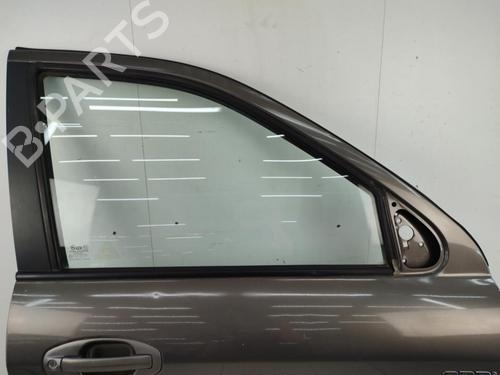 Used Right front door HYUNDAI SANTA FÉ I (SM) 2.0 CRDi 4x4 (125 hp) 23706000