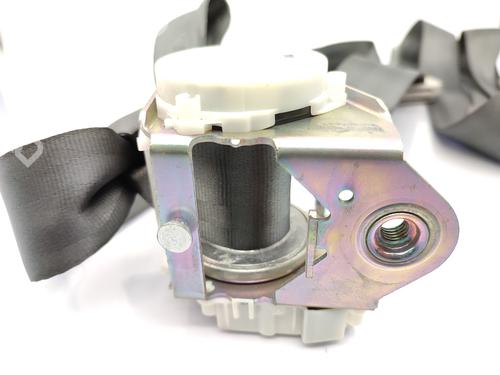 rear-left-seatbelt-renault-modus-grand-modus-fjp0_-2004-23738974 main image