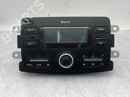 Bilradio DACIA LOGAN MCV II 1.0 SCe 75 (73 hp) 30506139