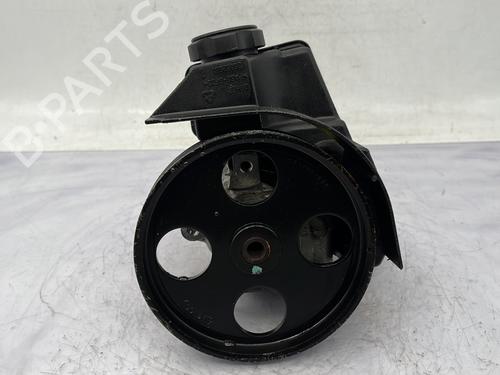 Used Steering pump PEUGEOT 206 Hatchback (2A/C) 1.4 i (75 hp) 32187668
