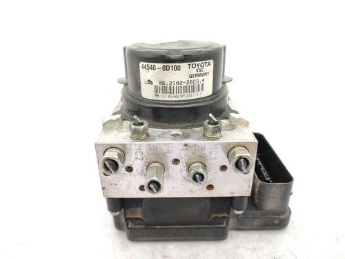 Used ABS pump TOYOTA YARIS (_P13_) 1.4 D (NLP130_, NLP130) (90 hp) 23729361