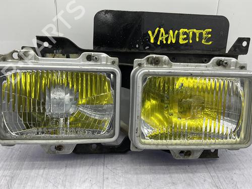 Used Right headlight Right headlight NISSAN VANETTE CARGO Van (HC 23) 2.3 D (75 hp) 23674367 23674367