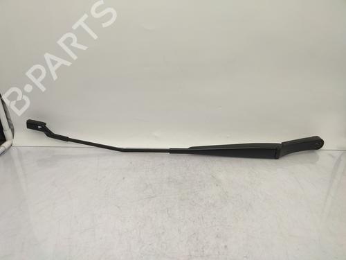 Used Front windshield wiper arm VW POLO V (6R1, 6C1) 1.2 TSI 16V (90 hp) 25203907
