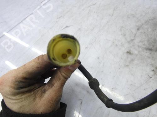 Used Left front steering knuckle RENAULT CLIO II (BB_, CB_) 1.4 16V (B/CB0P, BB13) (98 hp) 23702147