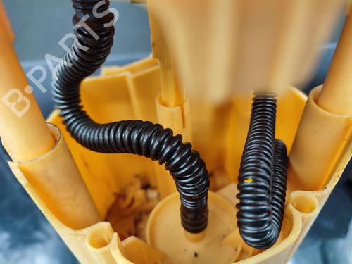 Used Fuel pump Fuel pump CITROËN C4 Coupe (LA_) 2.0 HDi (136 hp) 23721648 23721648