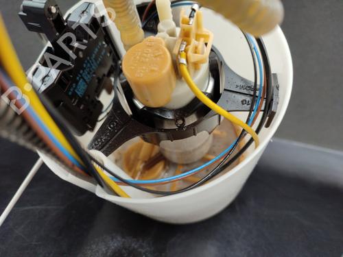 Used Fuel pump Fuel pump VW POLO V (6R1, 6C1) 1.6 TDI (90 hp) 23733308 23733308