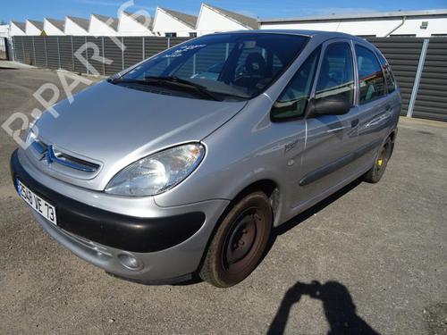 Left headlight CITROËN XSARA PICASSO (N68) 2.0 HDi | BP23665905C28 