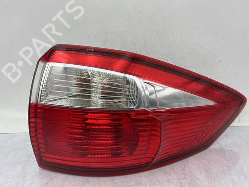 right-taillight-ford-c-max-ii-dxacb7-dxaceu-2010-2011-2012-2013-2014-2015-2016-2017-2018-2019-31992512 main image