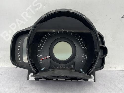 Used Instrument cluster PEUGEOT 108 1.2 (82 hp) 32491998
