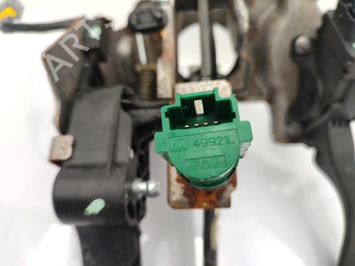 Pedal für PEUGEOT 208 I (CA_, CC_) 1.4 HDi (68 hp) 23720005