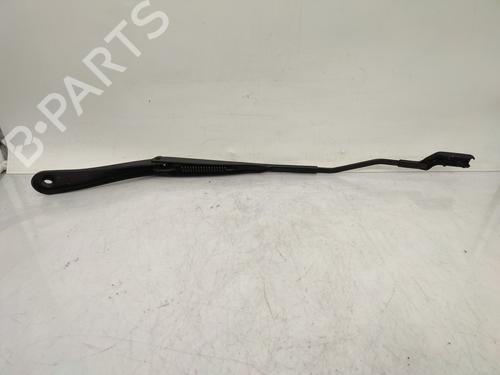 front-windshield-wiper-arm-renault-clio-v-b7_-2019-24476552 main image