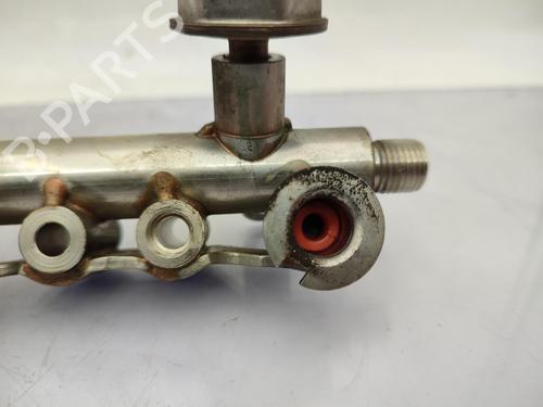 Used Injection rail RENAULT SCÉNIC III (JZ0/1_) 1.2 TCe (116 hp) 23742879