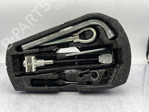 Used Jack Kit SEAT IBIZA IV (6J5, 6P1) 1.9 TDI (105 hp) 29748488