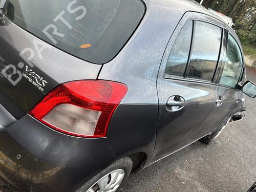 Left front door TOYOTA YARIS (_P9_) 1.4 D-4D (NLP90_, NLP90R) | BP31761006C2 