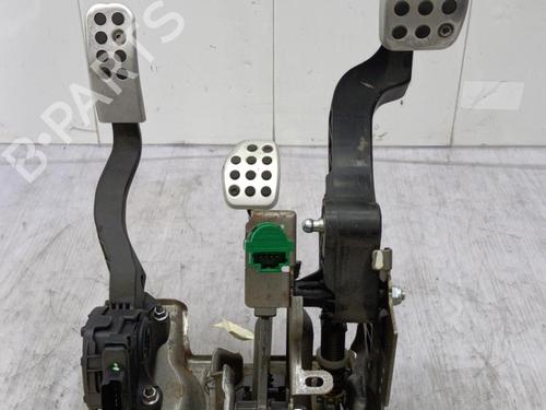 Used Pedal Pedal PEUGEOT 208 I (CA_, CC_) 1.6 HDi (114 hp) 23707395 23707395