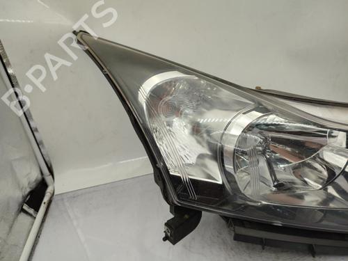 Right headlight CHEVROLET CRUZE (J300) 2.0 CDI | BP23711381C29 