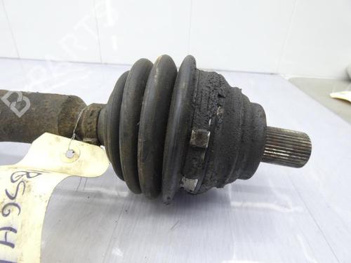 Right front driveshaft VW TOURAN (1T1, 1T2) 1.9 TDI | BP23692302M39 