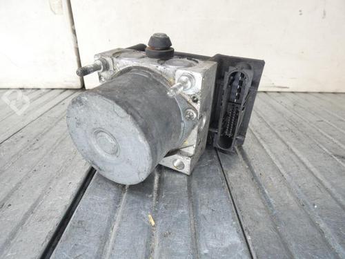 Used ABS pump RENAULT CLIO II (BB_, CB_) 1.5 dCi (B/CB07) (65 hp) 23664524
