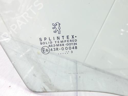 Used Front right door window Front right door window 23699797 23699797