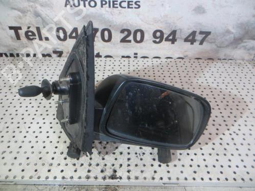 Retrovisor derecho TOYOTA YARIS (_P1_) 1.3 (NCP10, SCP12_) (86 hp) 23663594