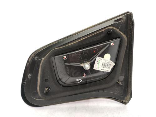 left-tailgate-light-citroen-c3-ii-sc_-2009-23749930 main image