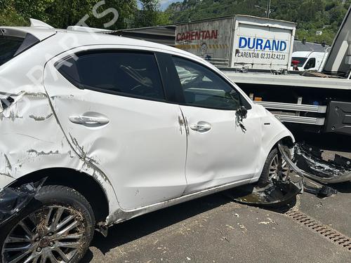 Windscreen MAZDA 2 Hatchback (DL, DJ) 1.5 SKYACTIV-G M Hybrid | BP33741338C63  - Image 11