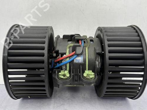 Used Heater blower motor Heater blower motor RENAULT GRAND SCÉNIC III (JZ0/1_) 1.5 dCi (JZ09, JZ0D, JZ10, JZ14, JZ1G, JZ29, JZ2C) (110 hp) 23680769 23680769