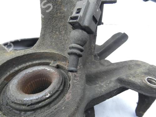 Used Left front steering knuckle VW POLO (9N_, 9A_) 1.4 16V (75 hp) 23672632
