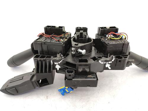 steering-column-stalk-dacia-sandero-ii-2012-23730269 main image