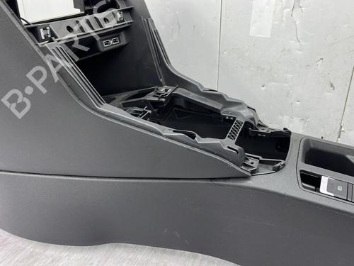 Middle console VW T-ROC (A11, D11) 2.0 TDI | BP30929979I22  - Image 8