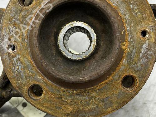 Used Right front steering knuckle Right front steering knuckle 23696081 23696081