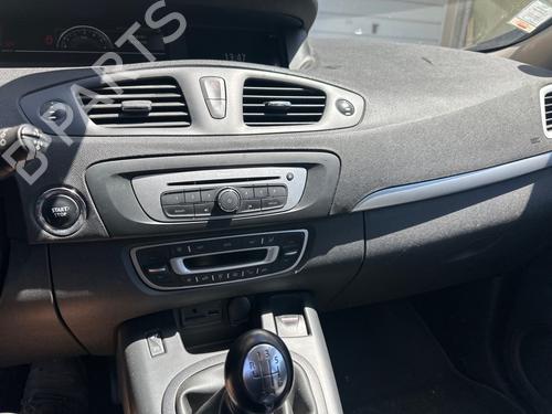 Used Dashboard Dashboard 37644792 37644792