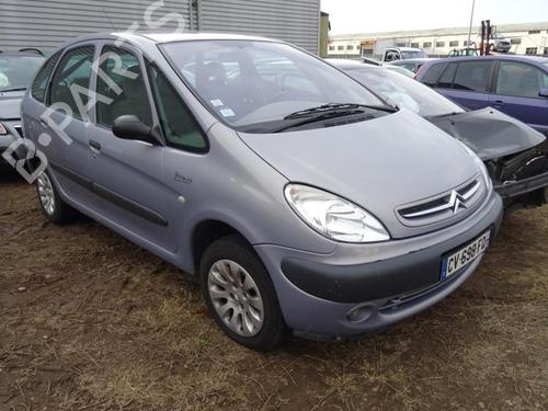 Right front fog light CITROËN XSARA PICASSO (N68) 2.0 HDi | BP23675544C31 