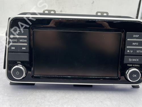 Used Radio NISSAN MICRA V (K14) 0.9 IG-T (90 hp) 33052128