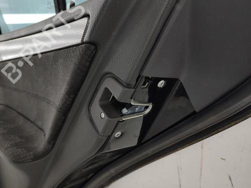 Right rear door MERCEDES-BENZ C-CLASS (W203) C 220 CDI (203.006, 203.008) | BP23698499C5 