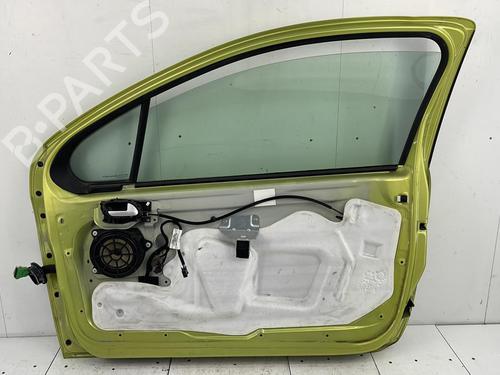 Used Right front door Right front door 23693455 23693455