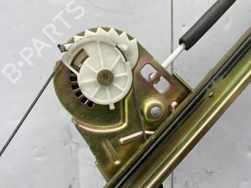 Used Front right window mechanism Front right window mechanism PEUGEOT 306 Hatchback (7A, 7C, N3, N5) 1.6 (89 hp) 23680023 23680023
