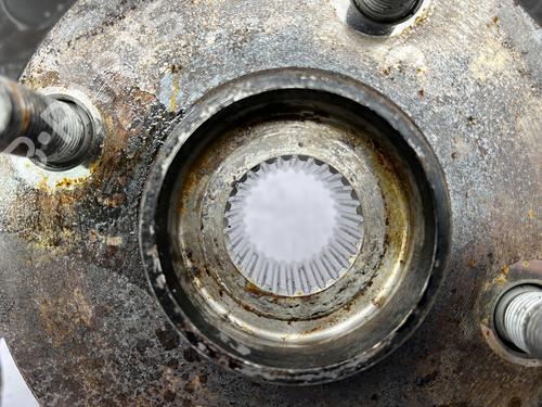 Used Right front steering knuckle Right front steering knuckle TOYOTA COROLLA (_E12_) 1.4 D (NDE120_, NDE120R) (90 hp) 23759354 23759354