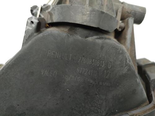 Used Left front fog light Left front fog light RENAULT LAGUNA I (B56_, 556_) 2.2 dT (B569) (113 hp) 23677813 23677813
