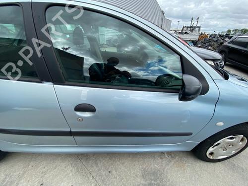 Used Right front door Right front door 37717593 37717593