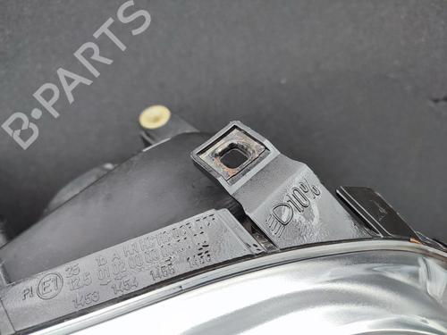 Used Right headlight VW TOURAN (1T1, 1T2) 2.0 TDI (136 hp) 23709095