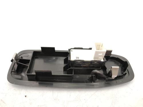 Used Right front window switch Right front window switch PEUGEOT 208 I (CA_, CC_) 1.6 BlueHDi 100 (100 hp) 23728461 23728461