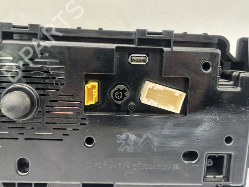 Instrument cluster CITROËN C4 Picasso II 1.6 HDi / BlueHDi 115 | BP30674915C47